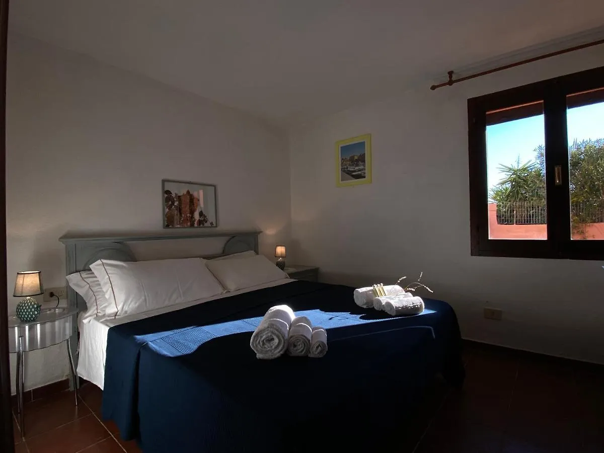 Villa Ginestra La Maddalena  Apartment