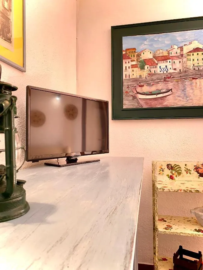 Apartment Villa Ginestra La Maddalena