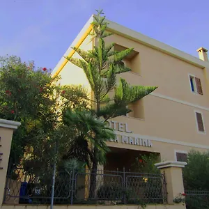 Marina Hotel